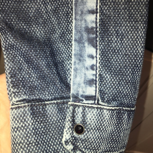 Sequins & Denim - Picture 4 of 4